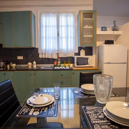 Daire Traditional With Garden, Also For Gatherings ,15 Minutes From Airport